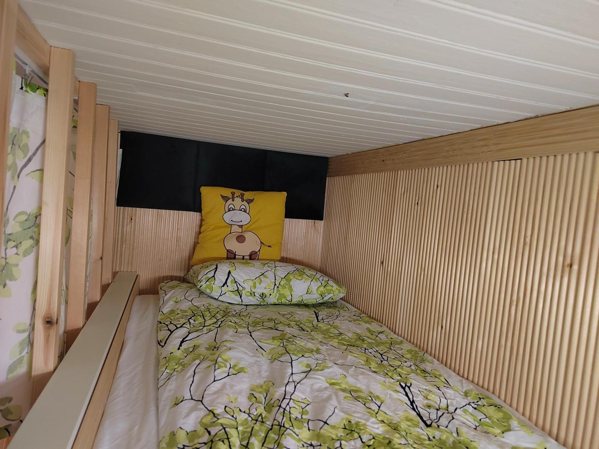 הלסינקי Relax & Recharge - A Unique Suite With A Touch Of Luxury - Hot Tub And Sauna Inspired Decor #Not A Real Sauna# Easy City Access - Direct Train 15 Min To City מראה חיצוני תמונה