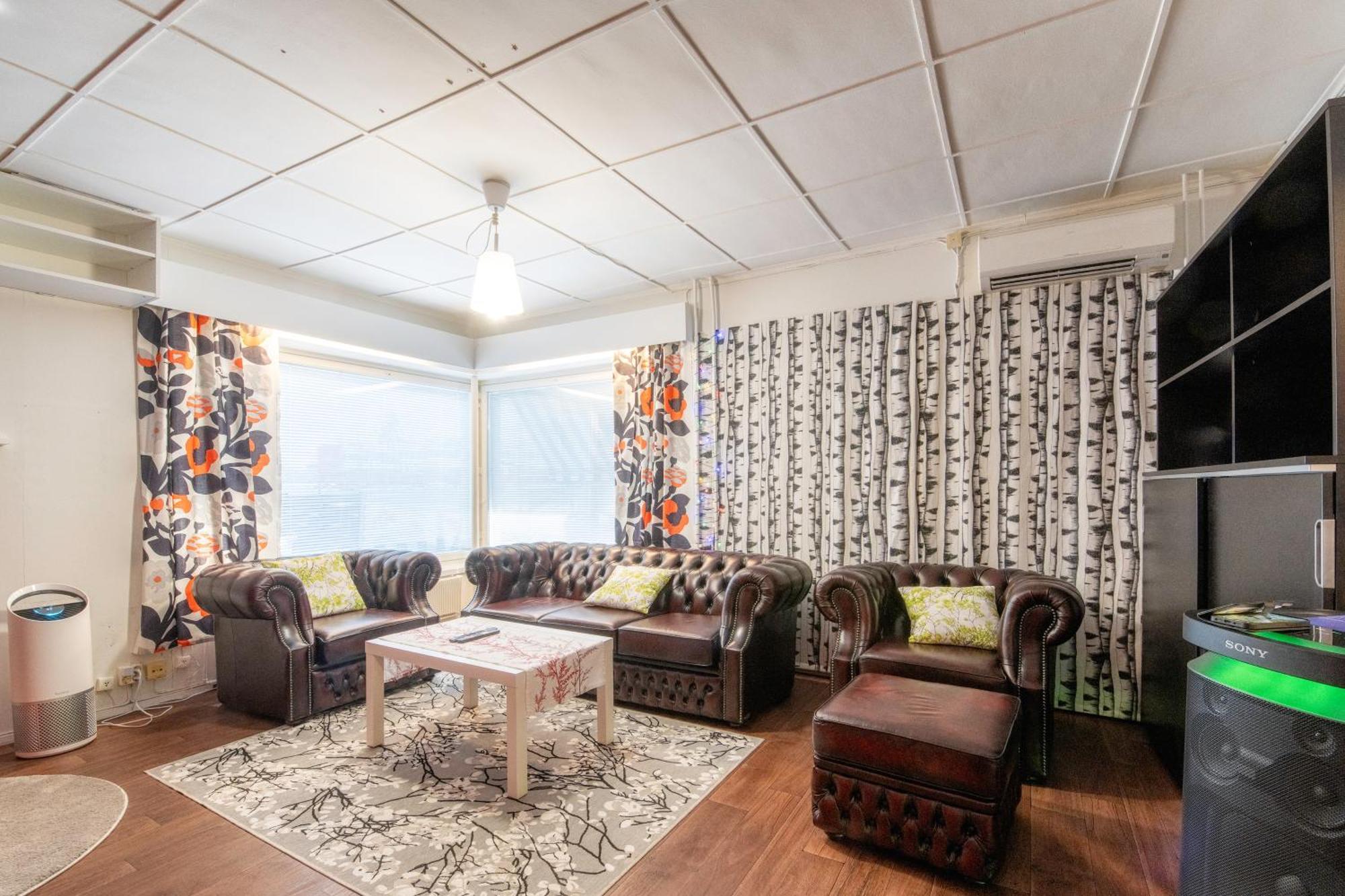 הלסינקי Relax & Recharge - A Unique Suite With A Touch Of Luxury - Hot Tub And Sauna Inspired Decor #Not A Real Sauna# Easy City Access - Direct Train 15 Min To City מראה חיצוני תמונה