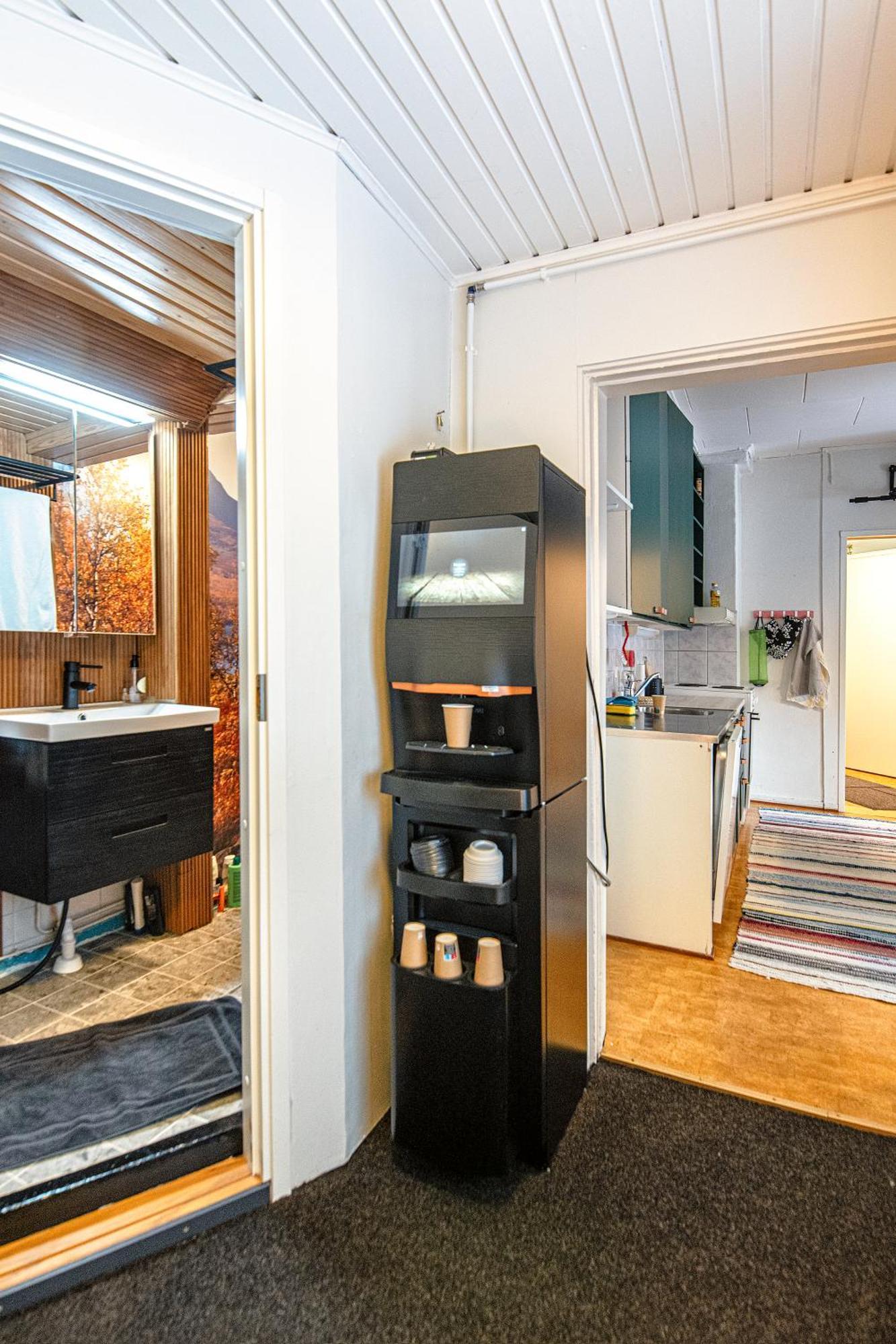 הלסינקי Relax & Recharge - A Unique Suite With A Touch Of Luxury - Hot Tub And Sauna Inspired Decor #Not A Real Sauna# Easy City Access - Direct Train 15 Min To City מראה חיצוני תמונה